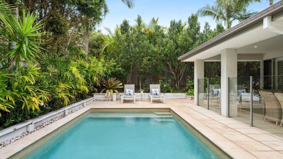 House Sold - 5 Lakeside Drive, Peregian Springs